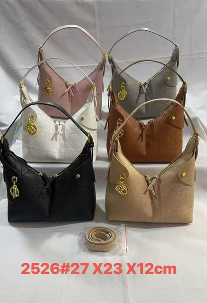 DIOR
27cm
110 dhs🪙🌨️

Zain44
♥️♥️♥️