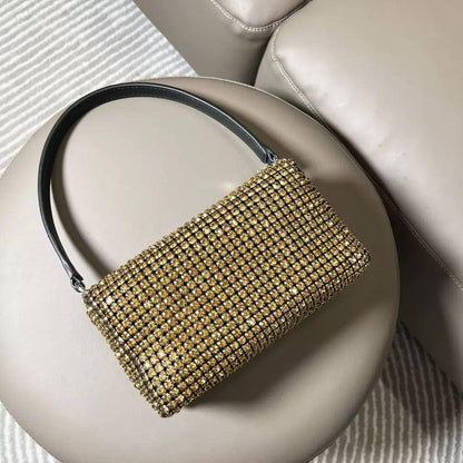 🎉 Offer 🎊 Harrods / Wang
good quality 
Size: 29 ~ 18 *15 cm
50 dhs🪙🖤
Limit Stock

Zain115
♥️♥️♥️