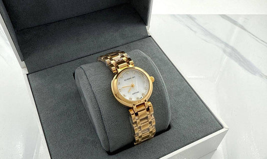 Burberry Ladies
60 dhs❣️

Zain45
♥️♥️♥️