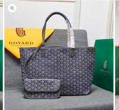 Goyard
90 dhs✅
Size：46CM
Good-quality 

Zain35
♥️♥️♥️
