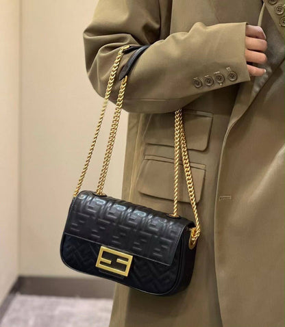 Fendi


For Price 👇 WhatsApp✅
0568585901 
0507557372
0552275751 Owner Zain 👌

Zain192
♥️♥️♥️