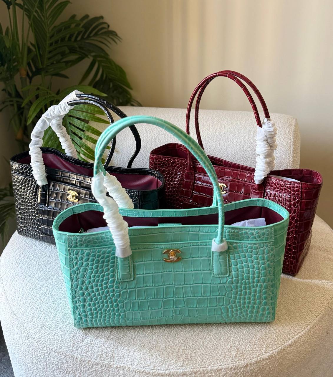 💚🌼 CHANEL 🤍
       
 🩵🤍 32 cm 🩷💛
For Price 👇 WhatsApp✅
0568585901 
0507557372
0552275751 Owner Zain 👌

Zain146
♥️♥️♥️