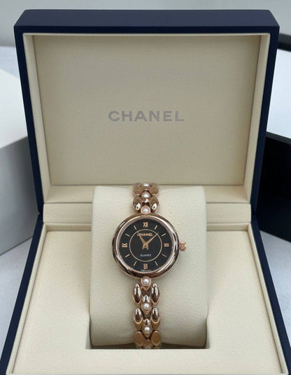 CHANEL 🆕 LADIES 
GOOD QUALITY 💯
60 dhs🪙💚

Zain133
♥️♥️