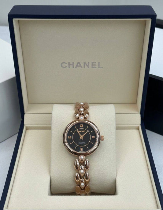 CHANEL 🆕 LADIES 
GOOD QUALITY 💯
60 dhs🪙💚

Zain133
♥️♥️