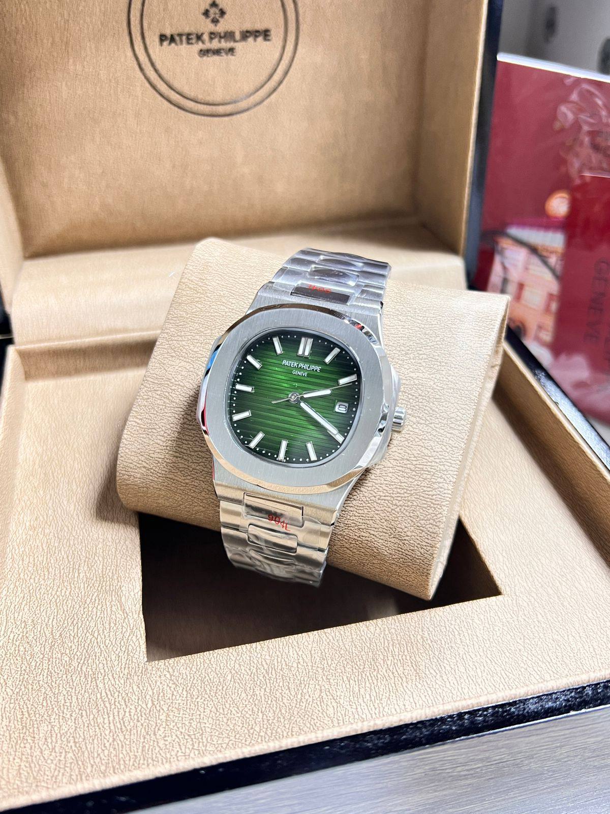 Pattek

240 dhs❣️
Automatic

Zain85
♥️♥️♥️