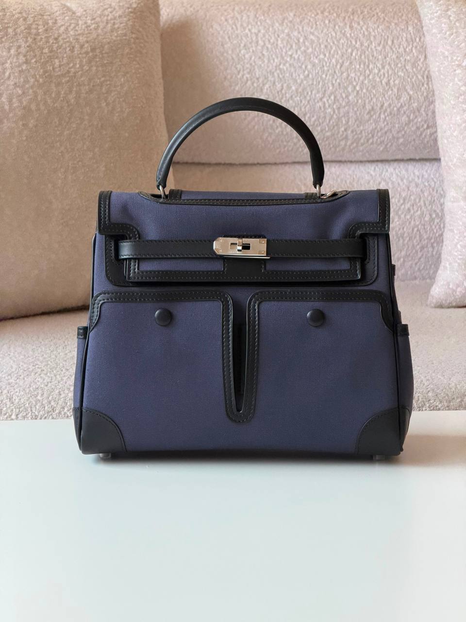 Hermes kelly cargo 28cm💕Master quality 😍with box❤️
780 dhs🇦🇪🇦🇪

Zain52
♥️♥️♥️
