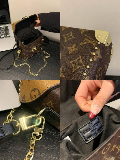 LV
17*12*6 cm
70 dhs👑

Zain17
♥️♥️♥️