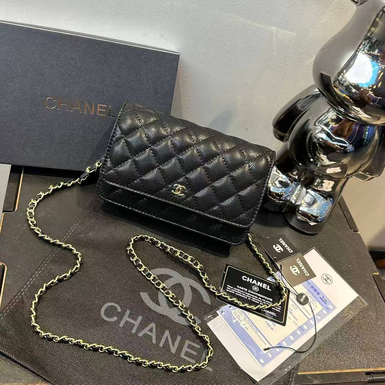 Chanel
with box
good quality
110 dhs💓

Zain143
♥️♥️♥️