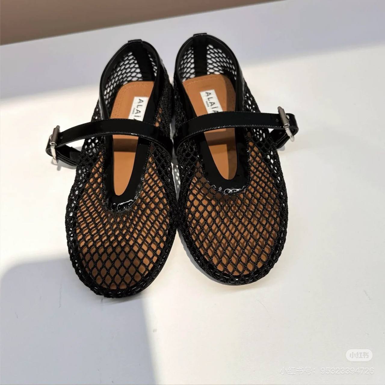 ALAIA
Size 35-41
120 dhs🇦🇪🇦🇪

Zain145
♥️♥️♥️