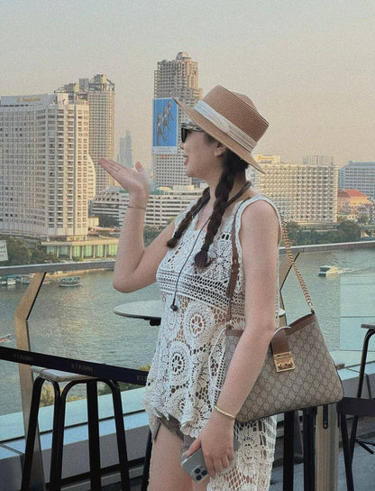 GUCCI 
GOOD QUALITY WITH BOX 
110 dhs🇦🇪🇦🇪

Zain295
♥️♥️♥️
