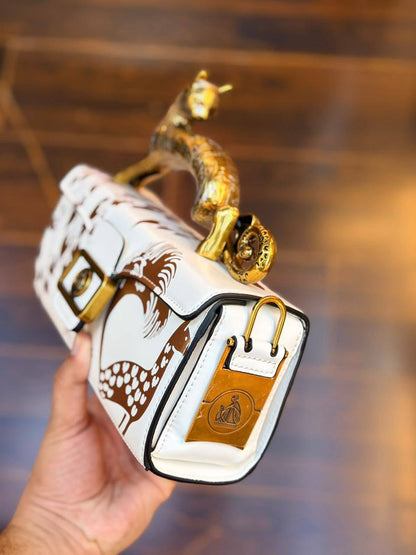 Lanvin

170 dhs

Zain175
♥️♥️♥️