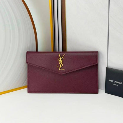 YSL 
COPY ONE 
WITH BOX 
190 dhs🇦🇪🇦🇪

Zain295
♥️♥️♥️