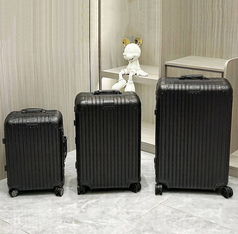 Rimowa
Super Master quality 

Small 790 dhs

Medium 890 dhs

Large 990 dhs 

Zain250
♥️♥️♥️