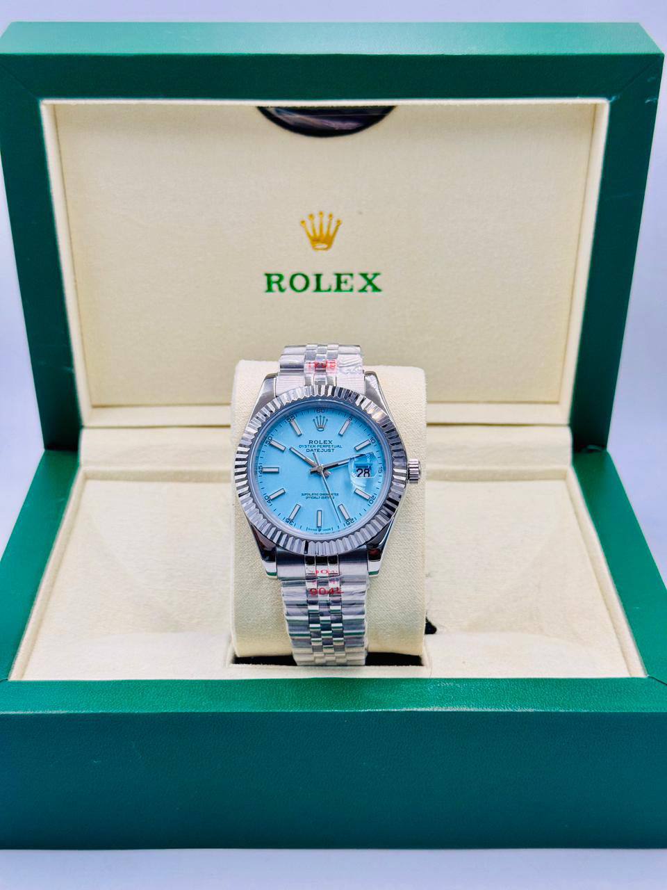 Rolex Men  
Master quality*🤩🤩
*Automatic*
230 dhs👑

Zain08
♥️♥️♥️