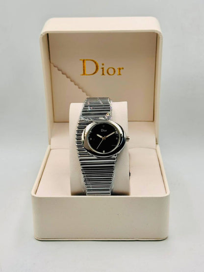Dior ladies 
New Arrival*🤩🤩
55 dhs✅

Zain08
♥️♥️♥️