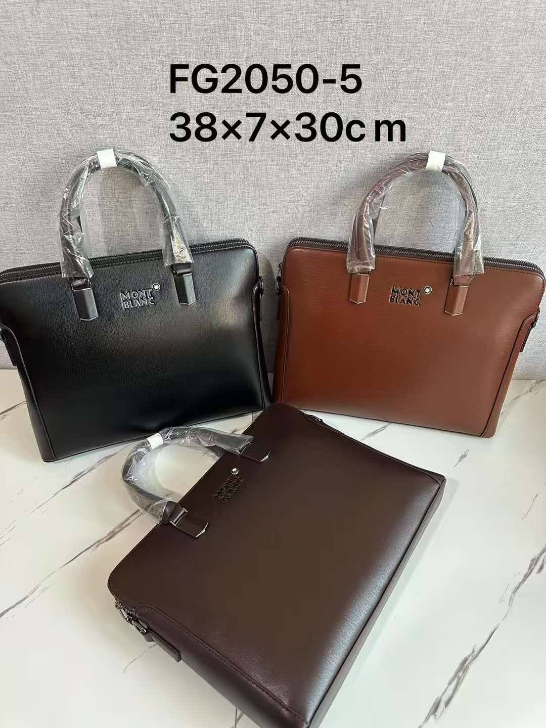 Laptop Bags
110 dhs❤️

Zain200
♥️♥️♥️