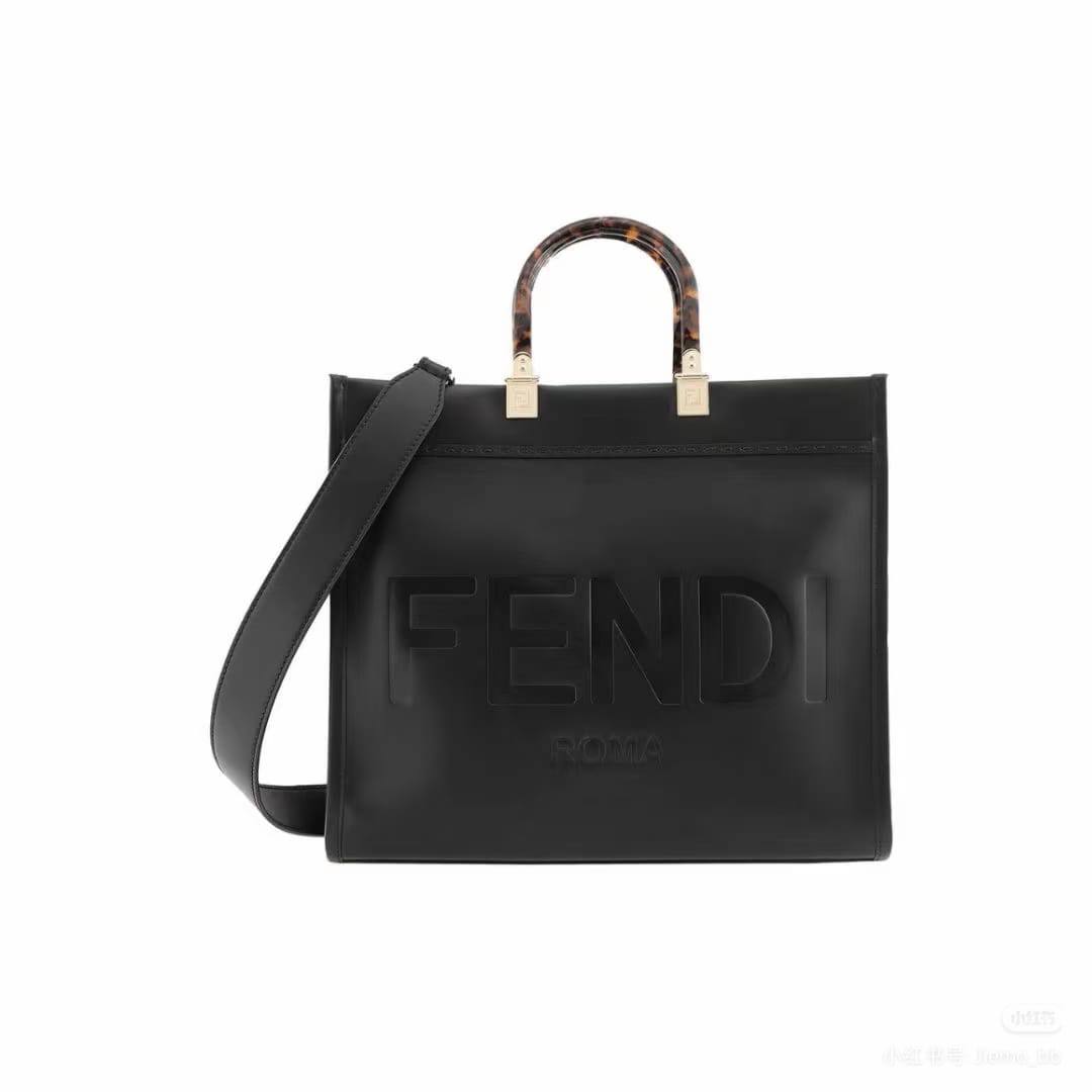 Valentino & Fendi Master+++
For Price 👇 WTSP Text Zain 0568585901

Zain10
♥️♥️♥️