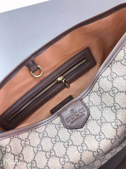 Gucci
110 dhs✅
Size:38*28 

Zain07
♥️♥️♥️