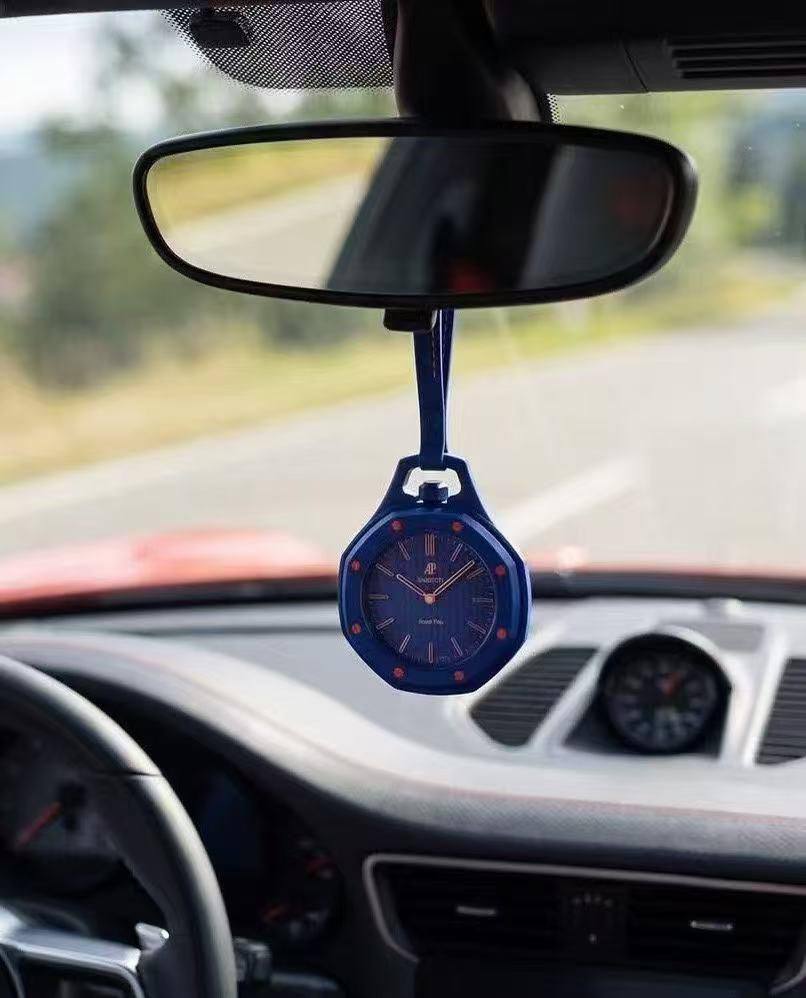 Swatch
45 dhs🇦🇪🇦🇪

Zain190
♥️♥️♥️