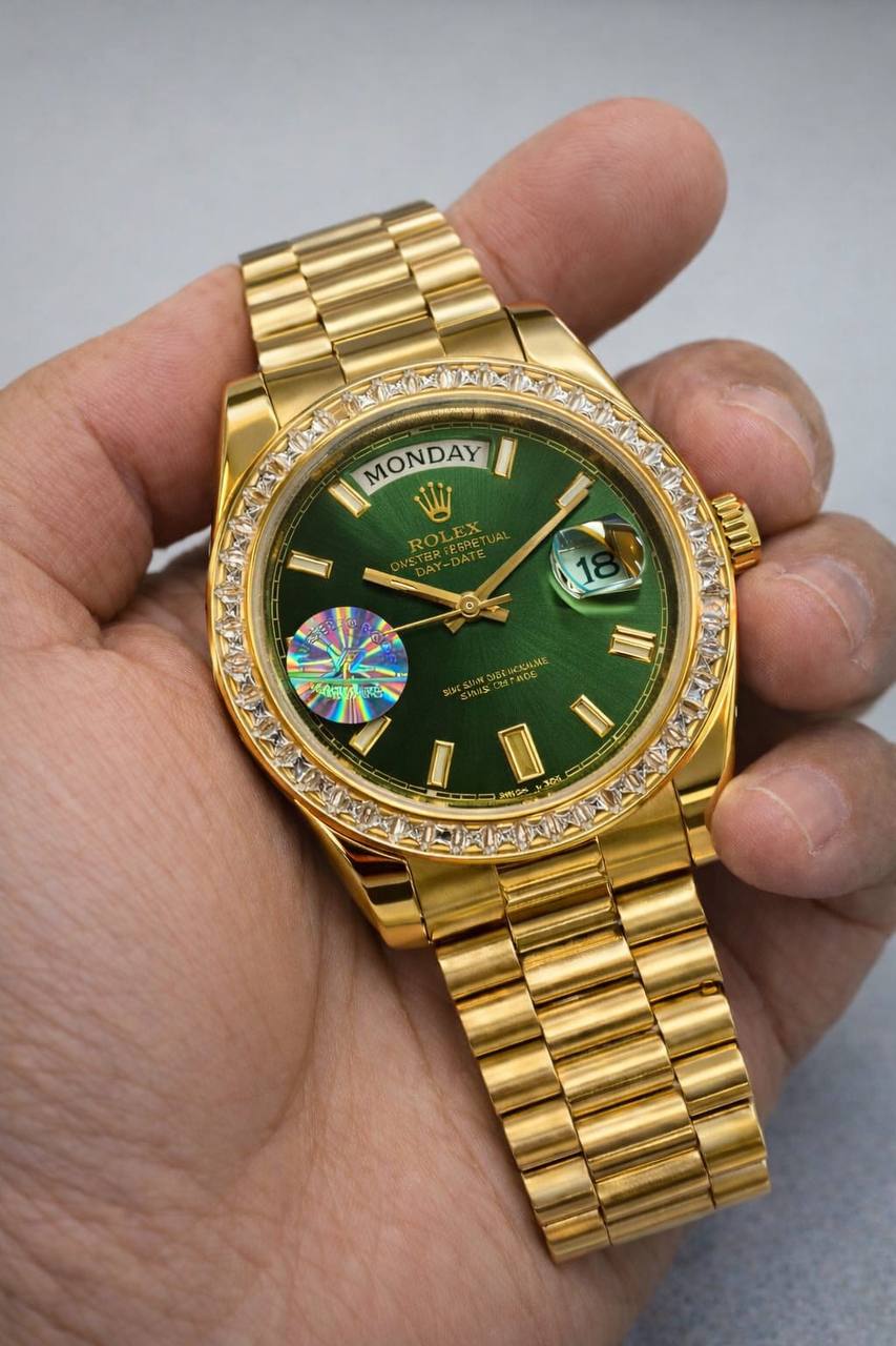 Rolex watch unsix good quality automatic 
350 dhs✅

Zain59
♥️♥️♥️