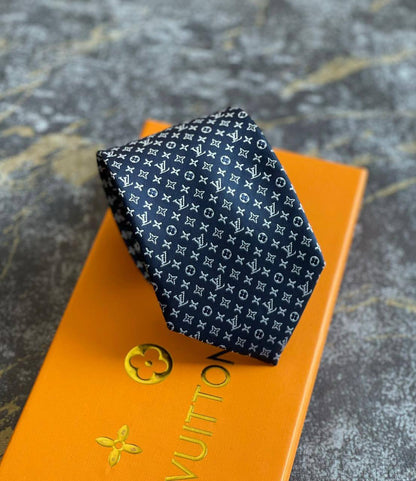 *Tie*
*Master quality*
180 dhs🪙💕

Zain179
♥️♥️♥️