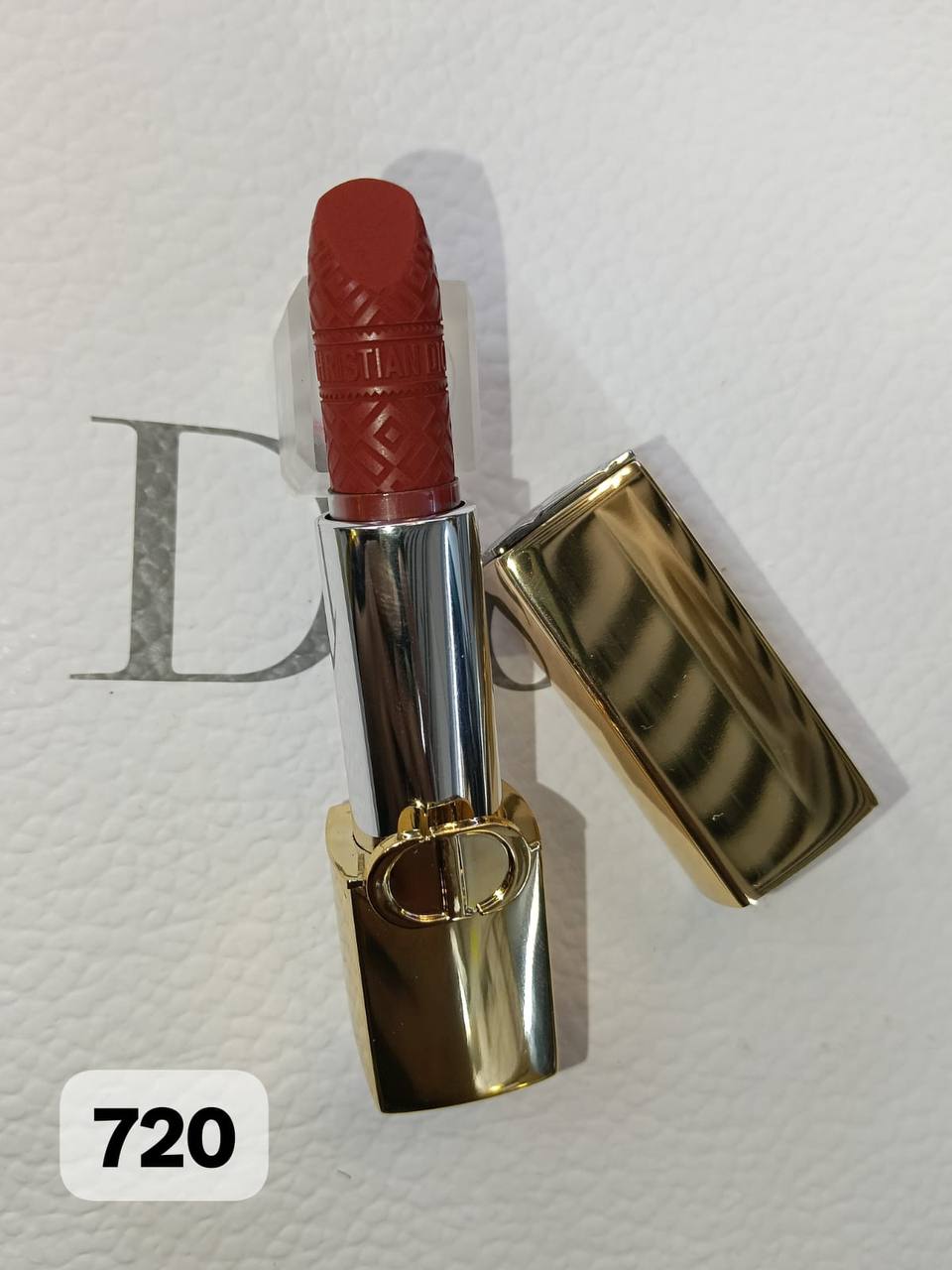 DIOR LIPSTICK SINGLE
 (GOLD CASE)
35 dhs🌺

Zain01
♥️♥️♥️