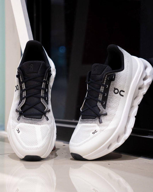 ON Cloudtilt ‘Black/White’ 🤍🖤
36-45 AVAILABLE 🤩
210 dhs🗽

Zain242
♥️♥️♥️