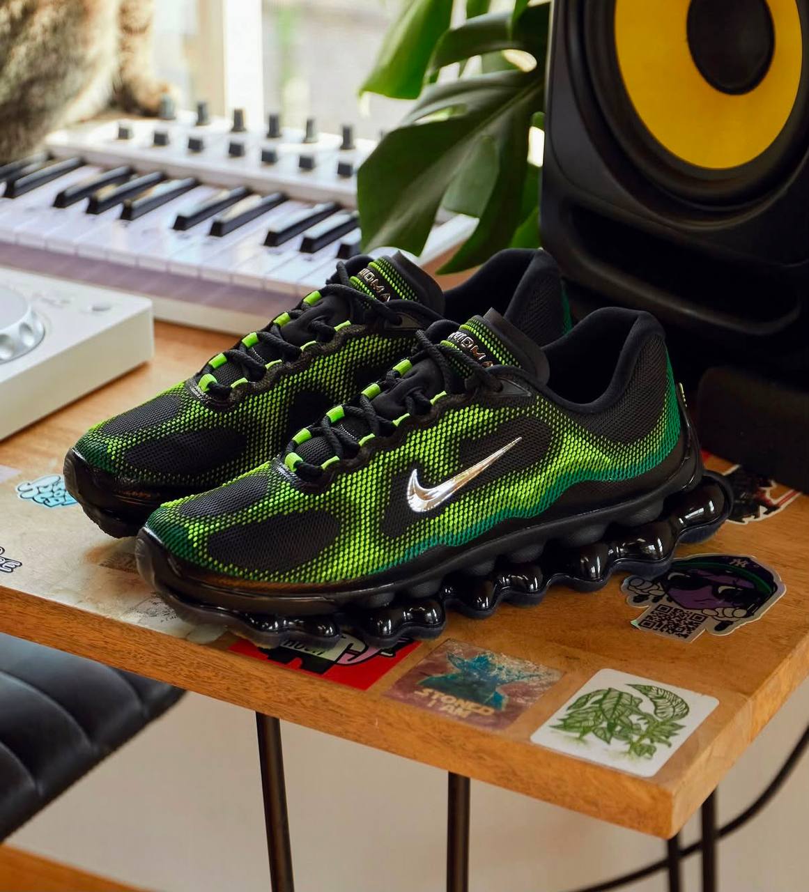 Nike Air Liquid Max
Black Green Apple ，
Size 36-45 ，
250 dhs🇦🇪🇦🇪

Zain18
♥️♥️♥️