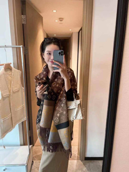 Coming new stock
Winter scarf 
45 dhs🪙🌨️

Zain93
♥️♥️♥️
