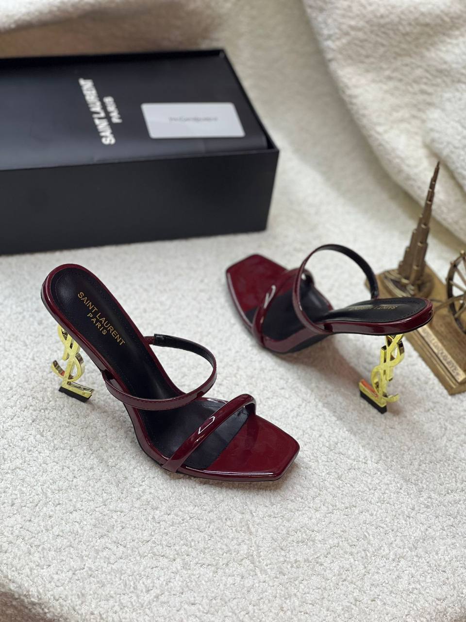. New ysl heel  
offferrrrrr
Limit Stock ⛔️
   Size  .  36.  to 41

90 dhs🪙🌨️

Zain80
♥️♥️♥️