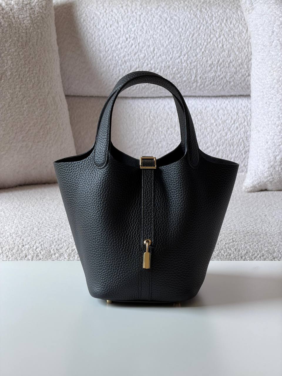 Hermes
picotin 18cm💥Master quality ✅

with box📦

340 dhs✅

Zain52
♥️♥️♥️