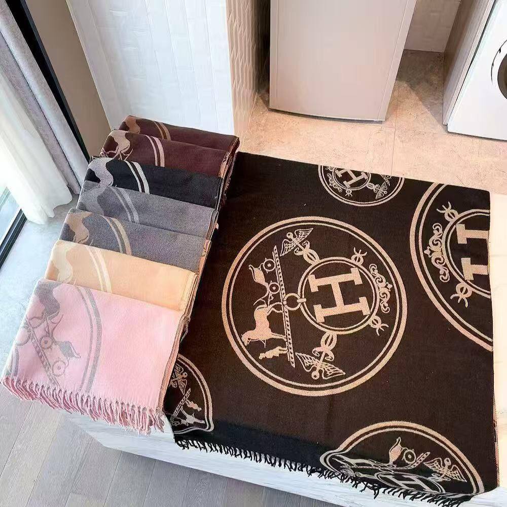 New 
Winter scarf 

45 dhs🪙🌨️
Zain93
♥️♥️♥️