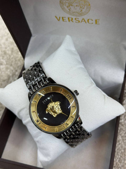 VERSACE🆕 LADIES 
GOOD QUALITY 💯
60 dhs🪙💕

Zain133
♥️♥️♥️