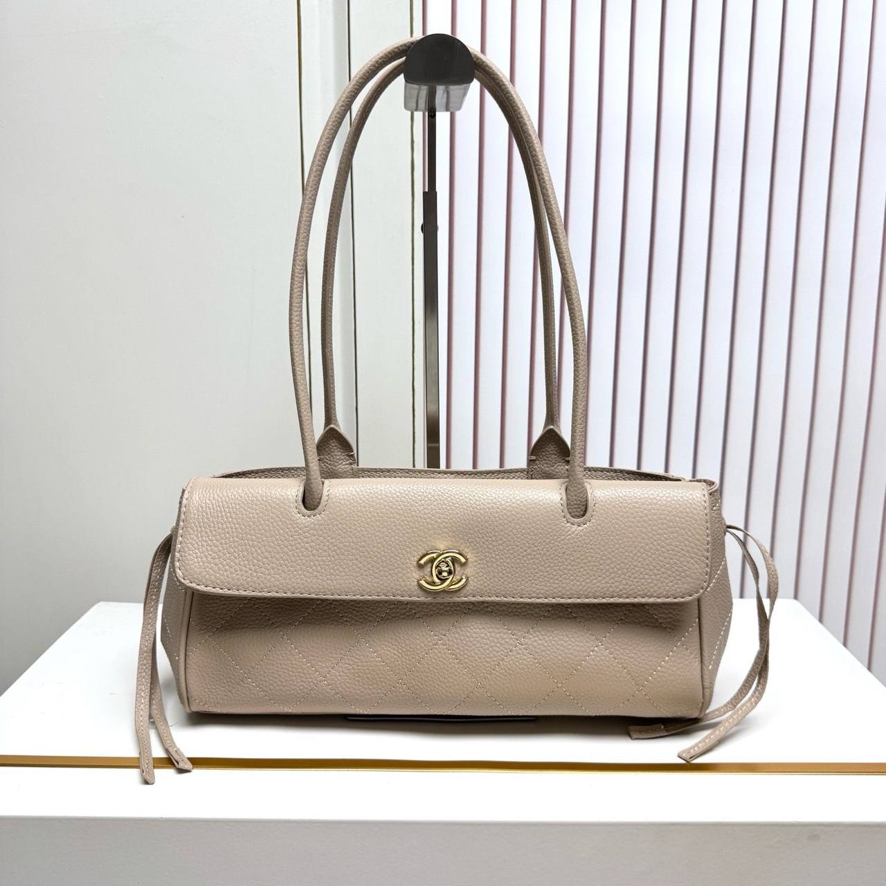 Chanel
Master🌺🌺
320 dhs✅

Zain114
♥️♥️♥️