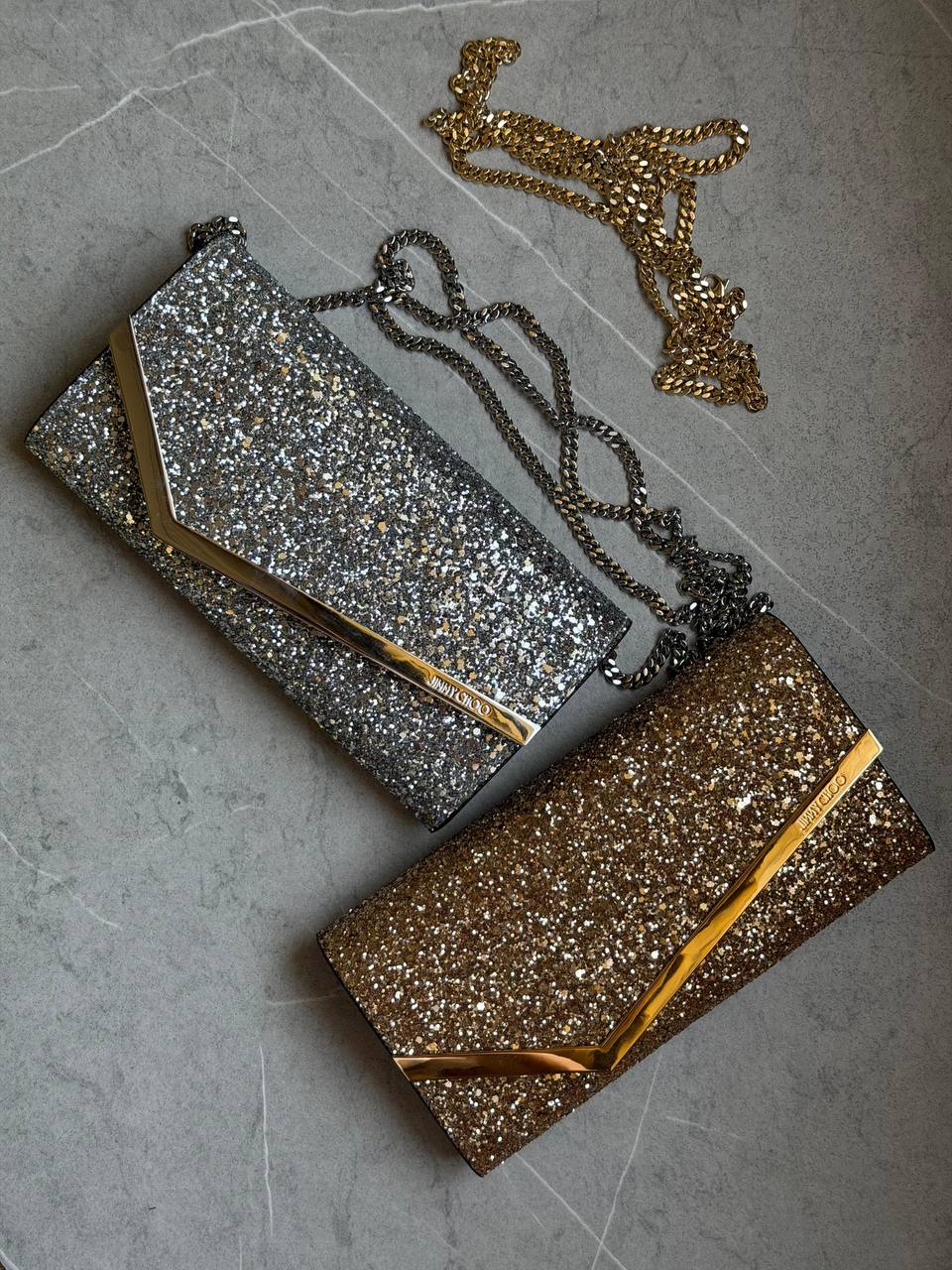 Jimmy Choo
𝐄𝐦𝐦𝐢𝐞 𝐂𝐥𝐮𝐭𝐜𝐡 𝐁𝐚𝐠 𝐒𝐮𝐩𝐞𝐫 𝐌𝐚𝐬𝐭𝐞𝐫 𝐐𝐮𝐚𝐥𝐢𝐭𝐲 
1250 dhs✅

Etag4
♥️♥️♥️