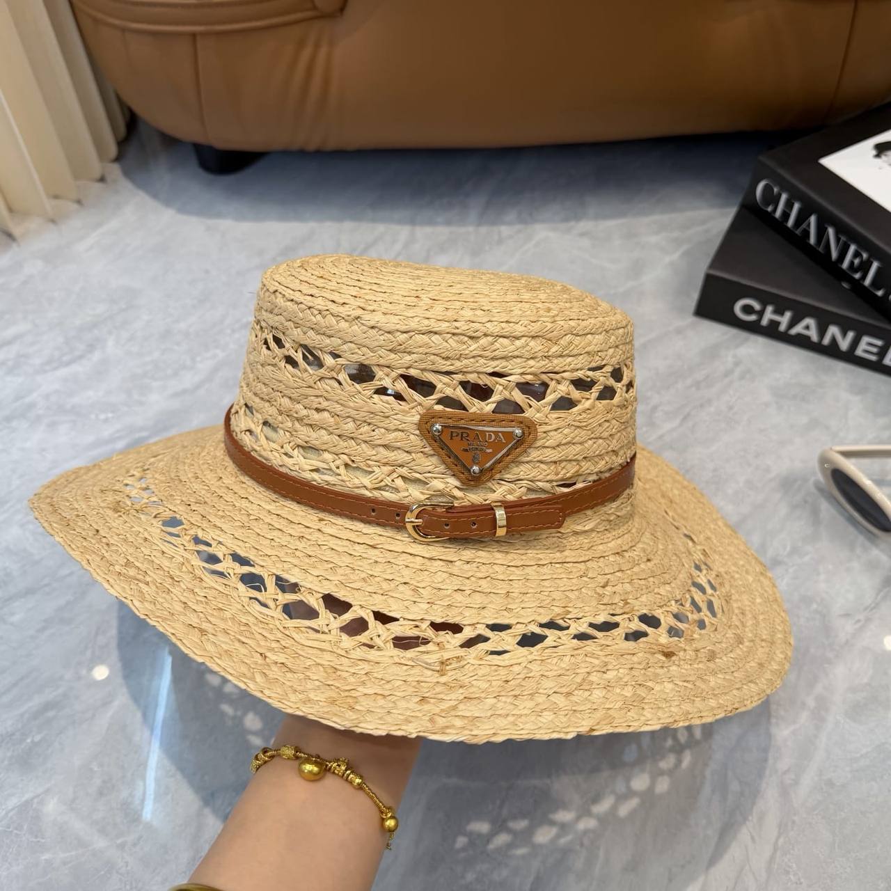 NEW COLLECTION👌🏻
PRADA HAT❤‍🔥
SUPER MASTER Quality👑With Original Packaging👌🏻
For Price 👇 WhatsApp✅
0568585901 
0507557372
0552275751 Owner Zain 👌

Zain329
♥️♥️♥️