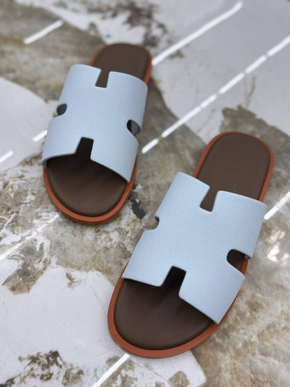 Hermes 
110 dhs✅
Size 40-46

Zain30
♥️♥️♥️