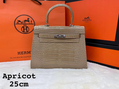 Hermes ᴋᴇʟʟʏ 
ᴡɪᴛʜout 📦 
ᴄʀᴏᴄᴏᴅɪʟᴇ ᴅᴇsɪɢɴ
sɪᴢᴇ:25ᴄᴍ
95 dhs🪙🌨️

Zain56
♥️♥️♥️