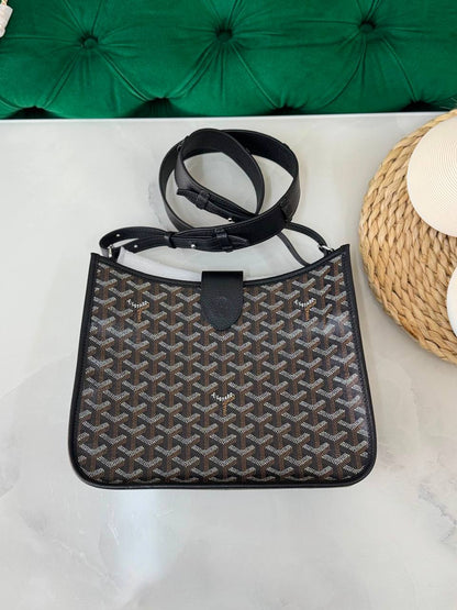 Goyard  ✨💥
Available original box 📦 
With full packing 🎀🎀
Super high quality 💥💥
For Price 👇 WhatsApp✅
0568585901 
0507557372
0552275751 Owner Zain 👌

Zain283
♥️♥️♥️