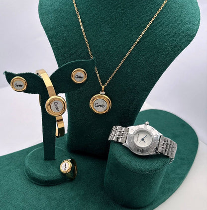 Accessories Set

With box 
🎁🎁🎁

90 dhs🪙💚

Zain45
♥️♥️♥️