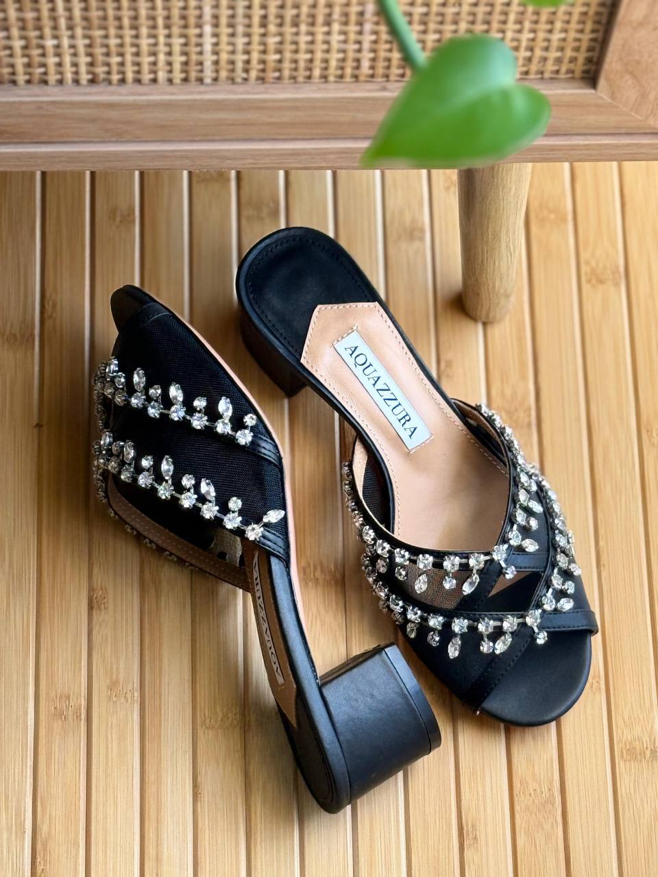 Aquazzura
Vip quality 
Size:36 to 41
450 dhs🇦🇪🇦🇪

Zain303
♥️♥️♥️