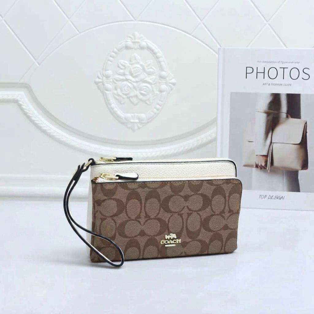 Coach
Small hand bag
50 dhs✅

Zain136
♥️♥️♥️