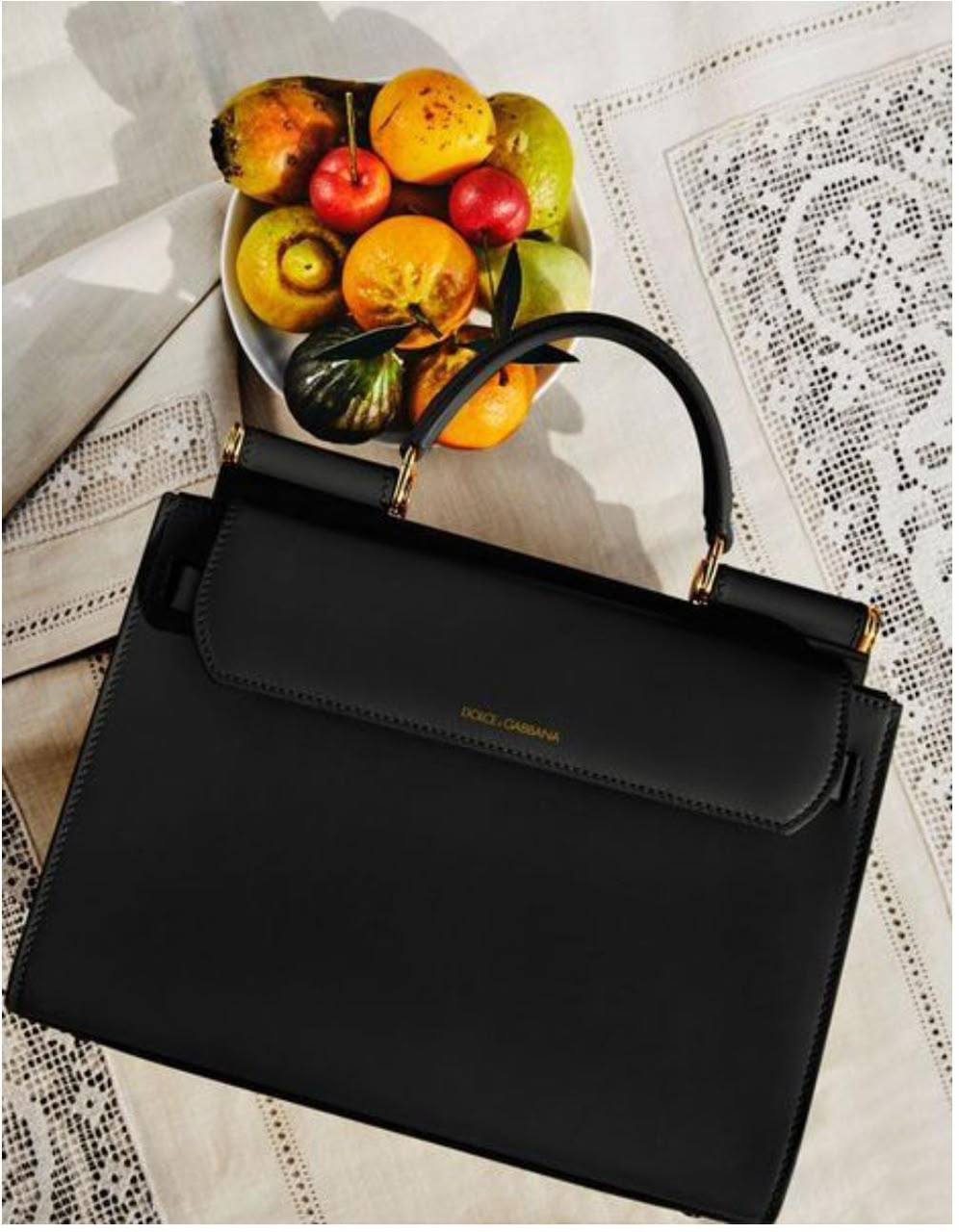D&G
120 dhs✅
Good quality

Zain07
♥️♥️♥️