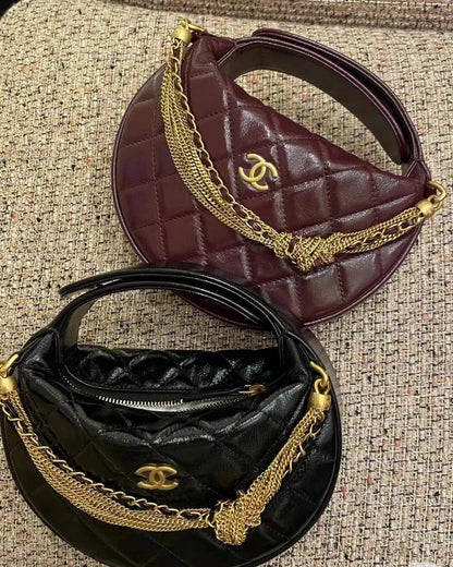 Chanel

110 dhs👑

with box
🎁🎁🎁

Zain07
♥️♥️♥️