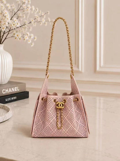 Chanel

High quality

110 dhs🇦🇪🇦🇪
Zain50
♥️♥️♥️