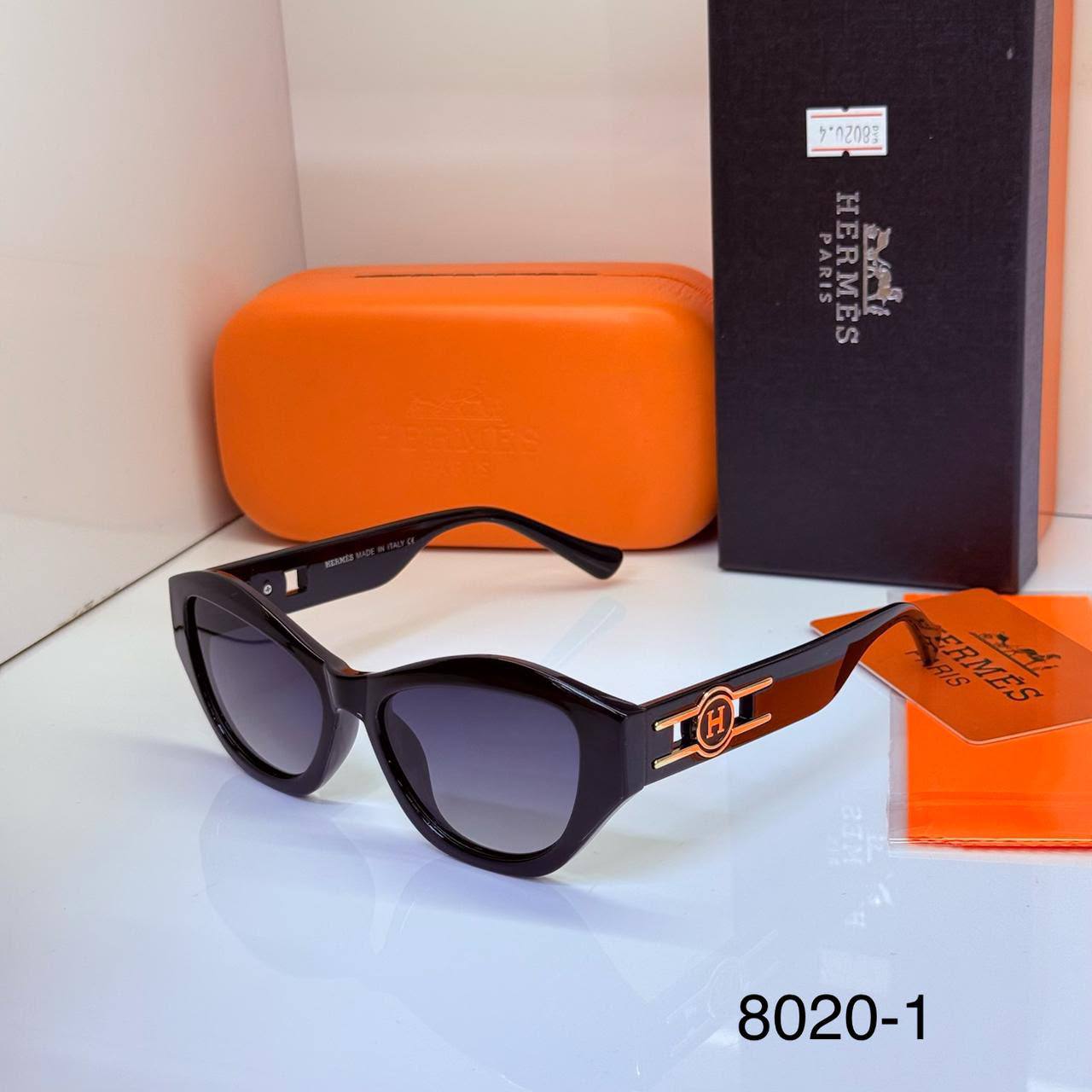 SUNGLASSES 🕶️
GOOD QUALITY 

50 dhs✅

WITHBOX
🎁🎁🎁

Zain40
♥️♥️♥️