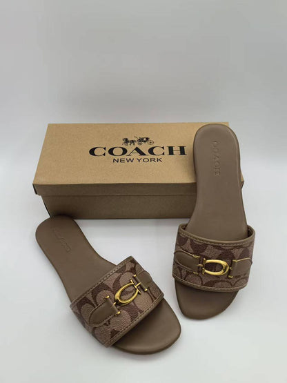 Coach
size 36 to 41
70 dhs✅✅

Zain161
♥️♥️♥️