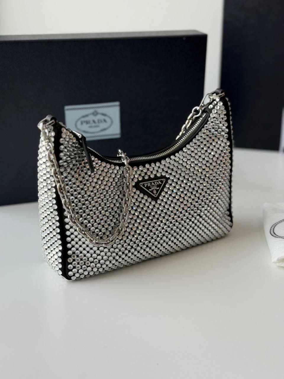 Prada
*vip quality 22 cm*
950 dhs🌺

Zain257
♥️♥️♥️