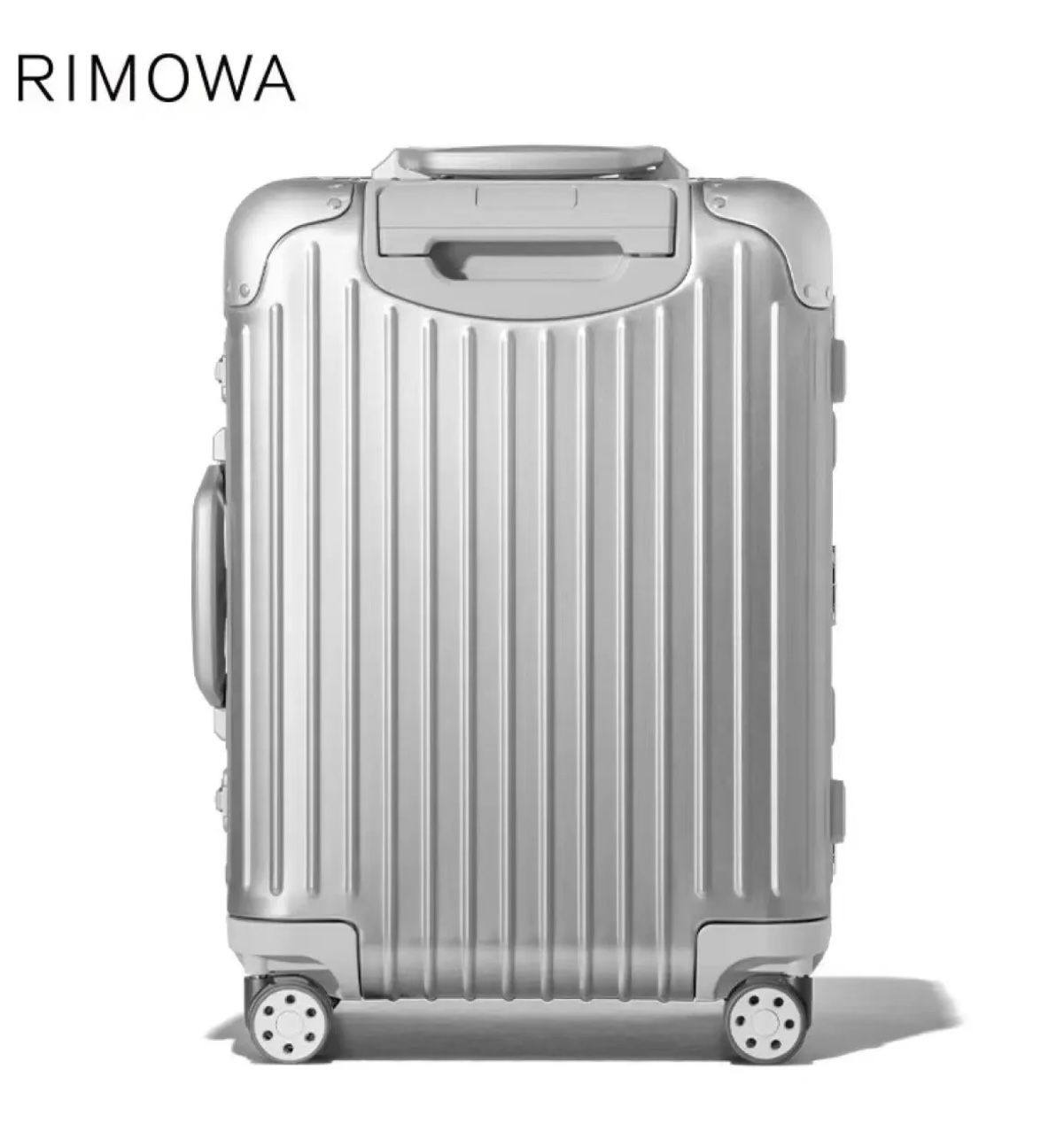 RIMOWA CABIN SIZE SUITCASE RESTOCK MASTER QUALITY 
750 dhs❣️

Zain39
♥️♥️♥️