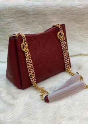 LV
95 dhs🪙💕

Zain143
♥️♥️♥️